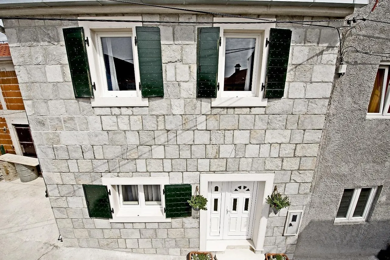 Holiday Home Listesi 1 Trogir 0*,